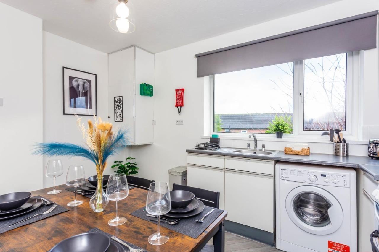 New Large 2 Bed Entire Apartment Near Newcastle Upon Tyne With Free Parking Extérieur photo