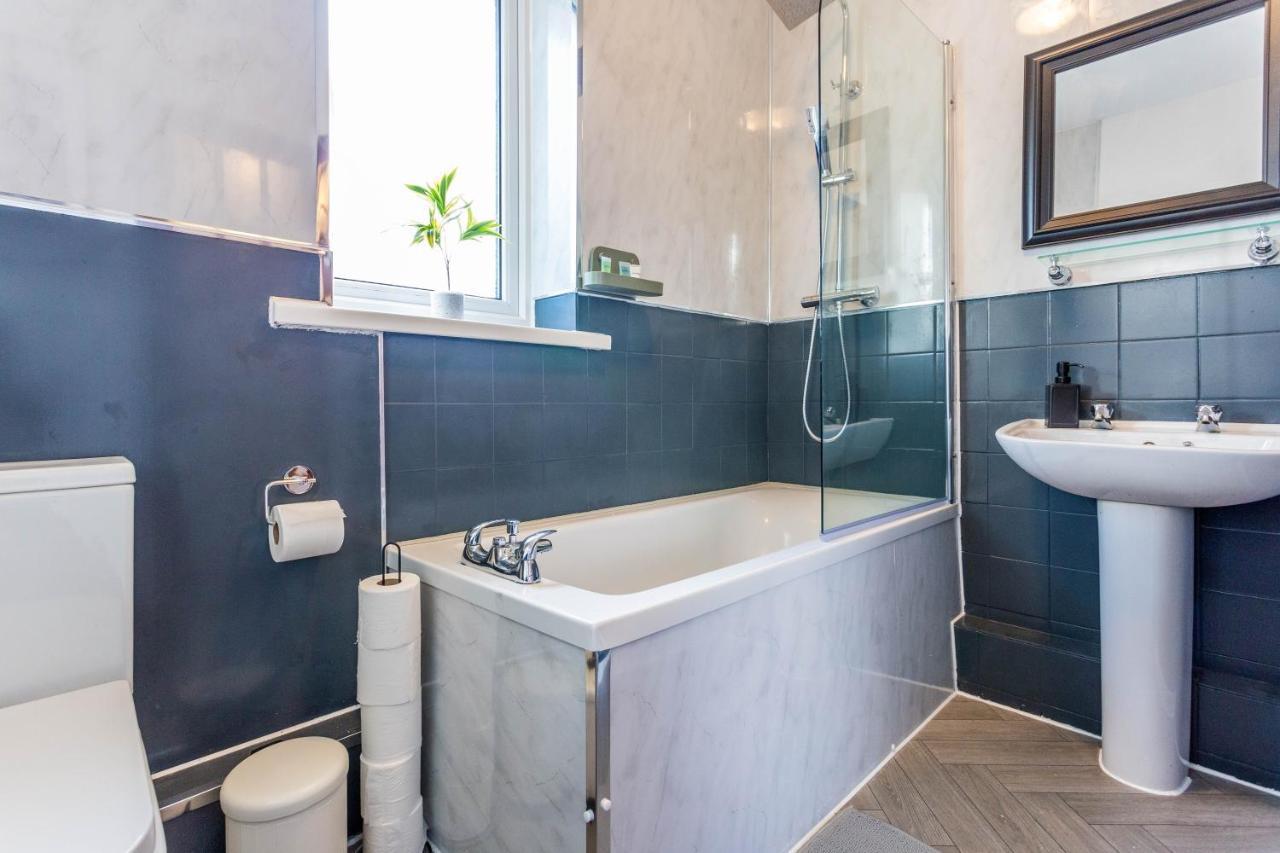 New Large 2 Bed Entire Apartment Near Newcastle Upon Tyne With Free Parking Extérieur photo