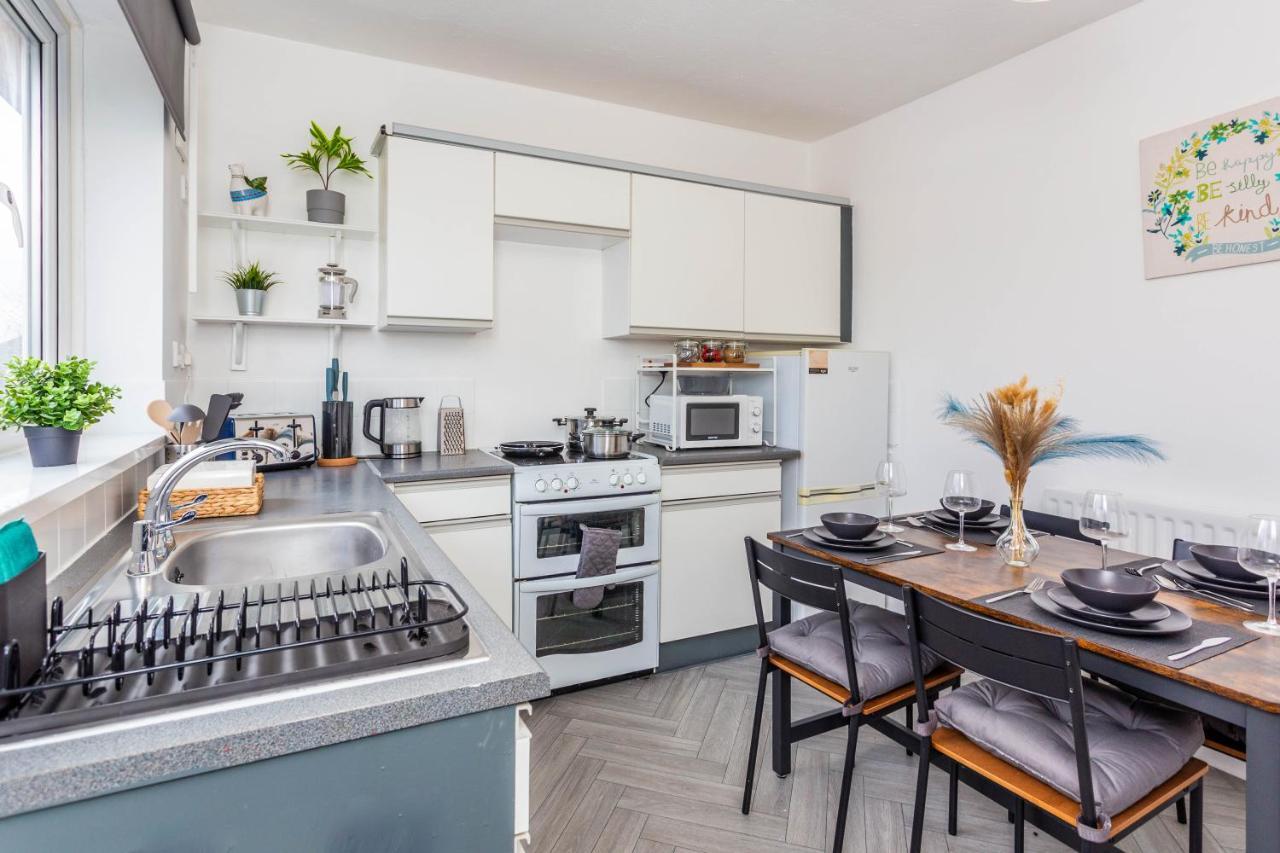 New Large 2 Bed Entire Apartment Near Newcastle Upon Tyne With Free Parking Extérieur photo